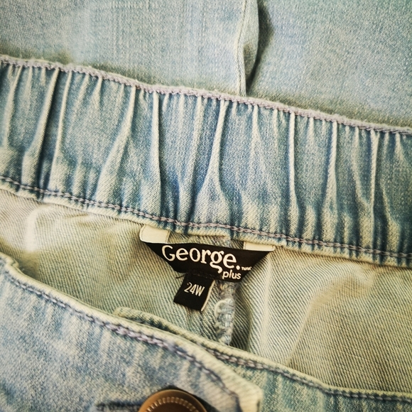 Bought without trying on, didn't like how it fit - Picture 4 of 8